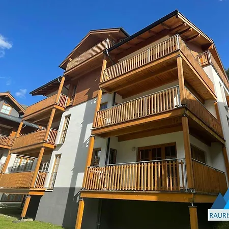 Claudia 6 By Smr - Inc And Near Gondola Apartment *