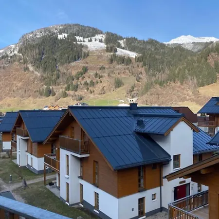 Claudia 6 By Smr - Inc And Near Gondola Rauris