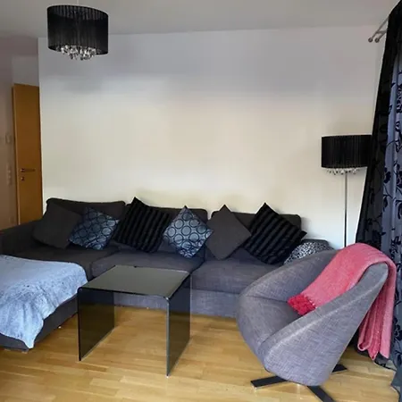 Claudia 6 By Smr - Inc And Near Gondola 公寓 *